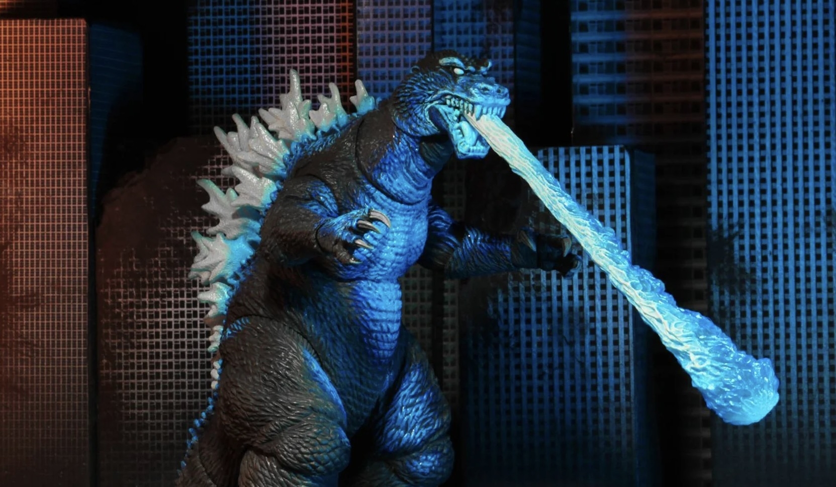 NECA – Godzilla 12″ HTT 2001 Atomic Blast Godzilla Review